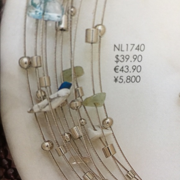 Necklace - Picture 3 of 3